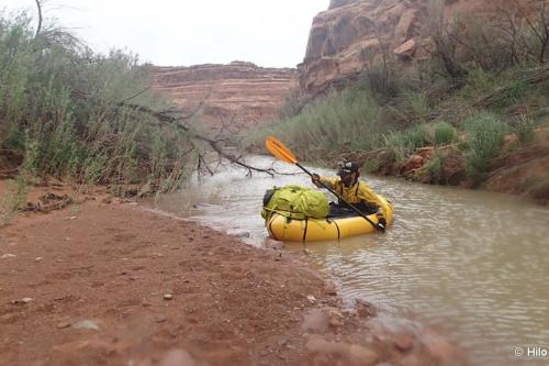 PEQUEÑA ENTRADA DE GREEN RIVER EN KEG SPRING CANYON.